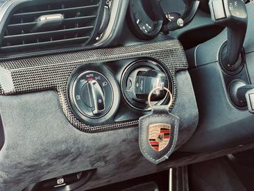 Porsche 991 Carrera 4 GTS — photo 14