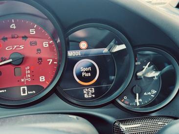 Porsche 991 Carrera 4 GTS — photo 46