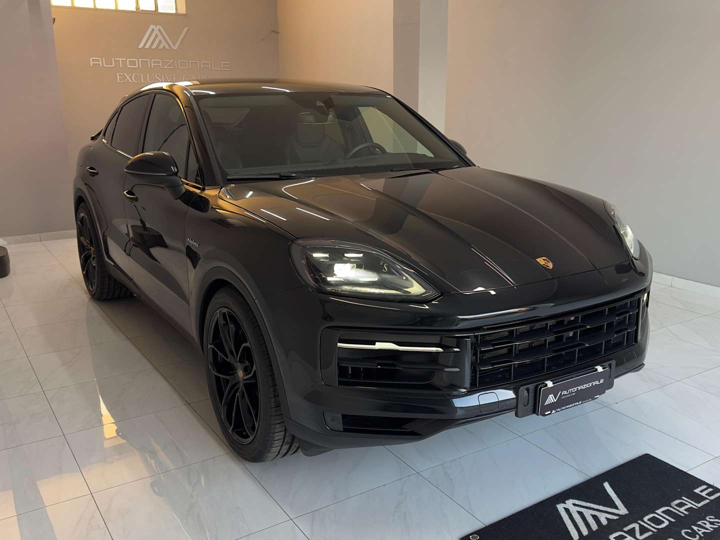 Porsche Cayenne Coupé Black Edition Hybrid - 2024 - Joinsteer - #2