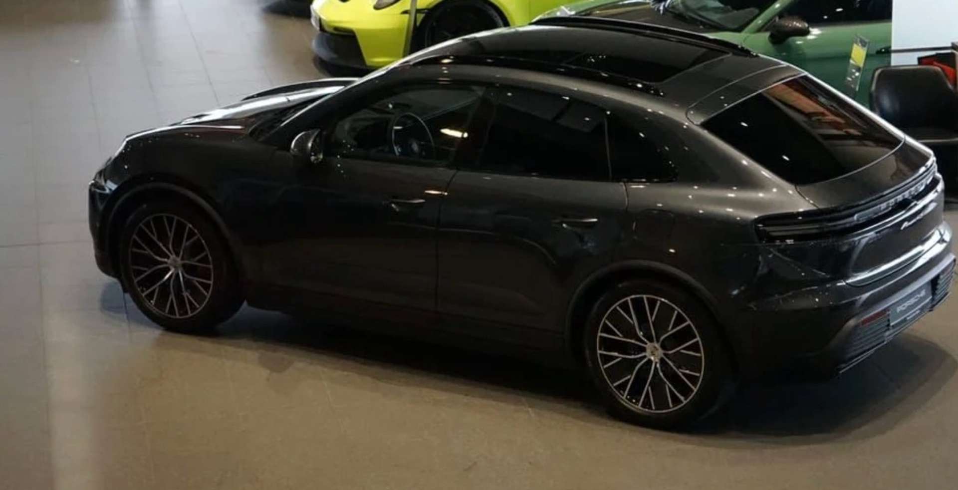 Porsche Macan Electrique 4S - 2025 - Joinsteer - #2