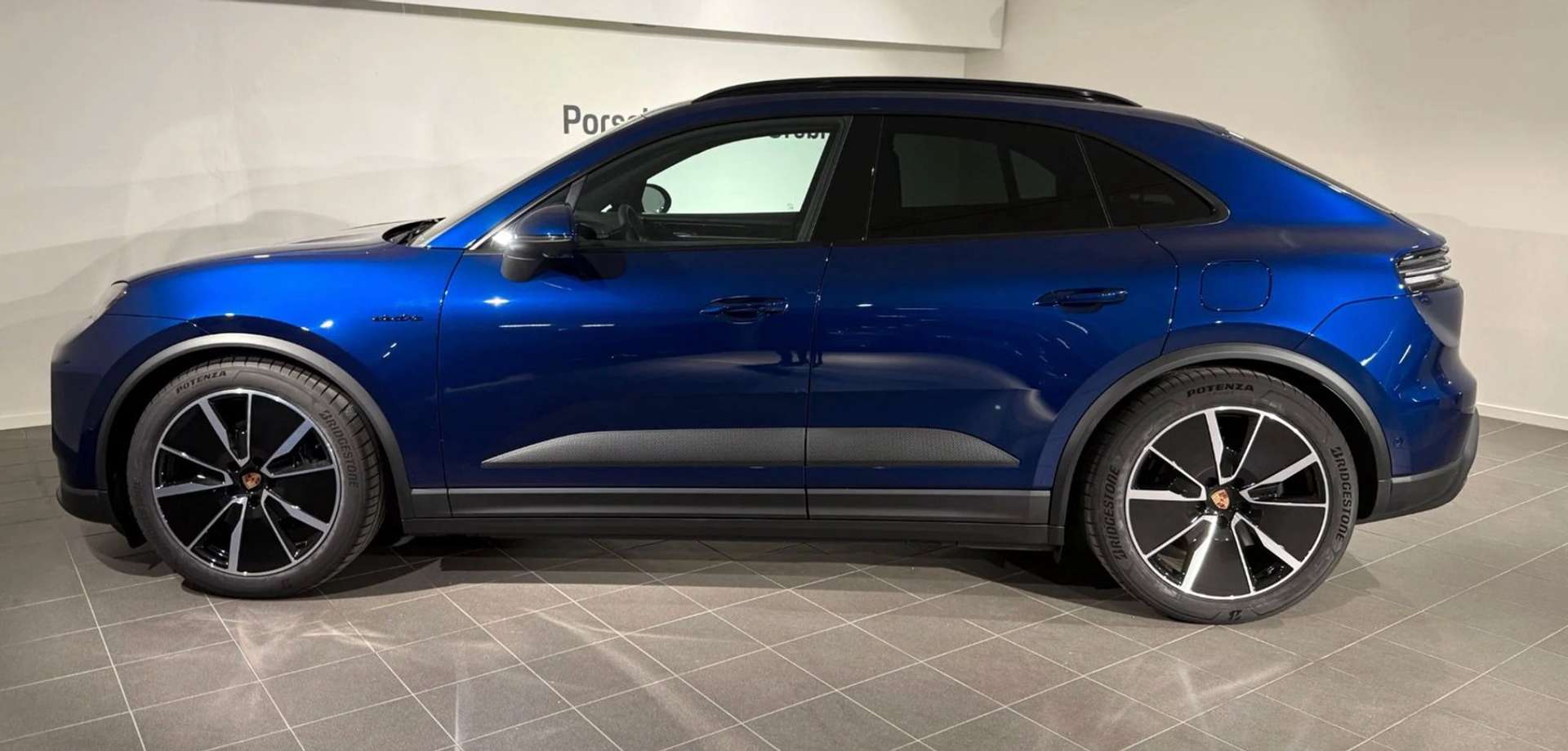 Porsche Macan Electrique 4 - 2025 - Joinsteer - #1