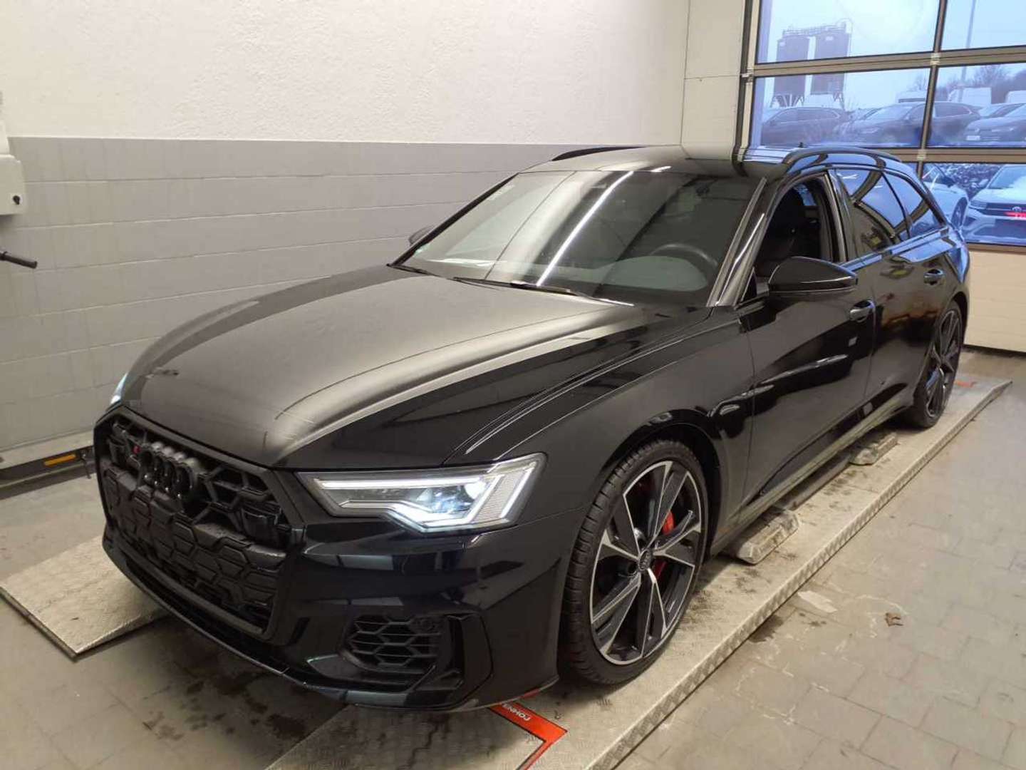 Audi S6 Avant Black - 2024 - Joinsteer - #1