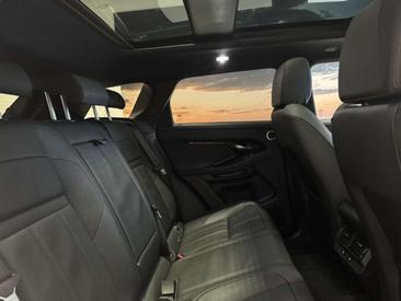 Land Rover Range Rover Evoque D200 Dyn SE BlackPack Pano Navi — photo 6