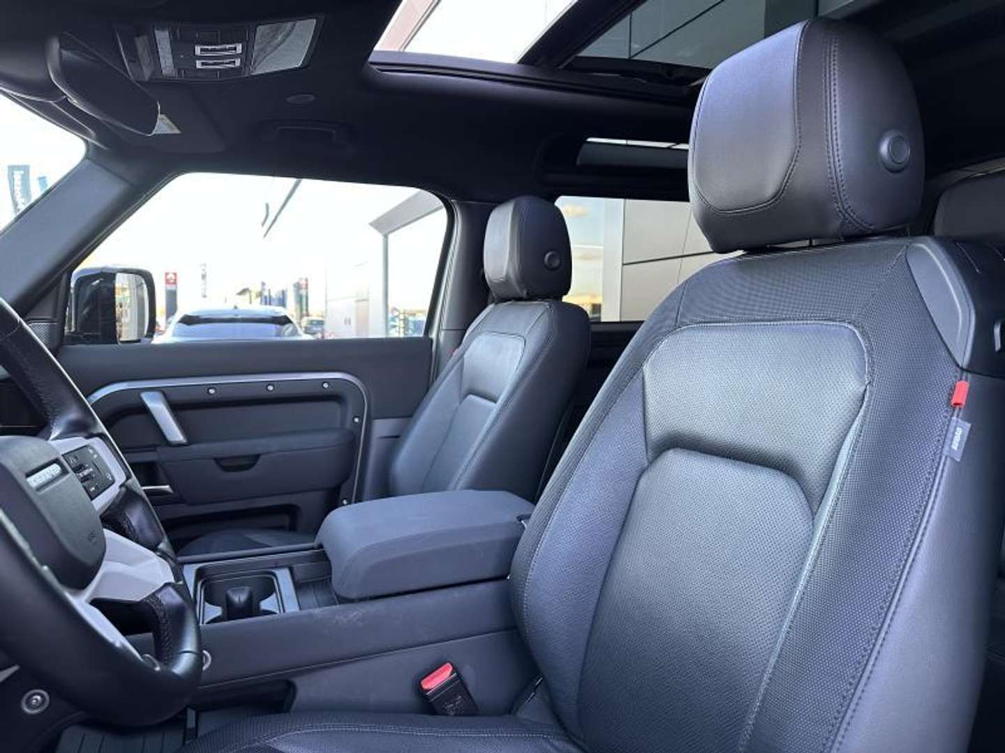 Land Rover Defender 90 D200 X-Dynamic S AWD Auto 23.5MY - 2022 - Joinsteer - #3