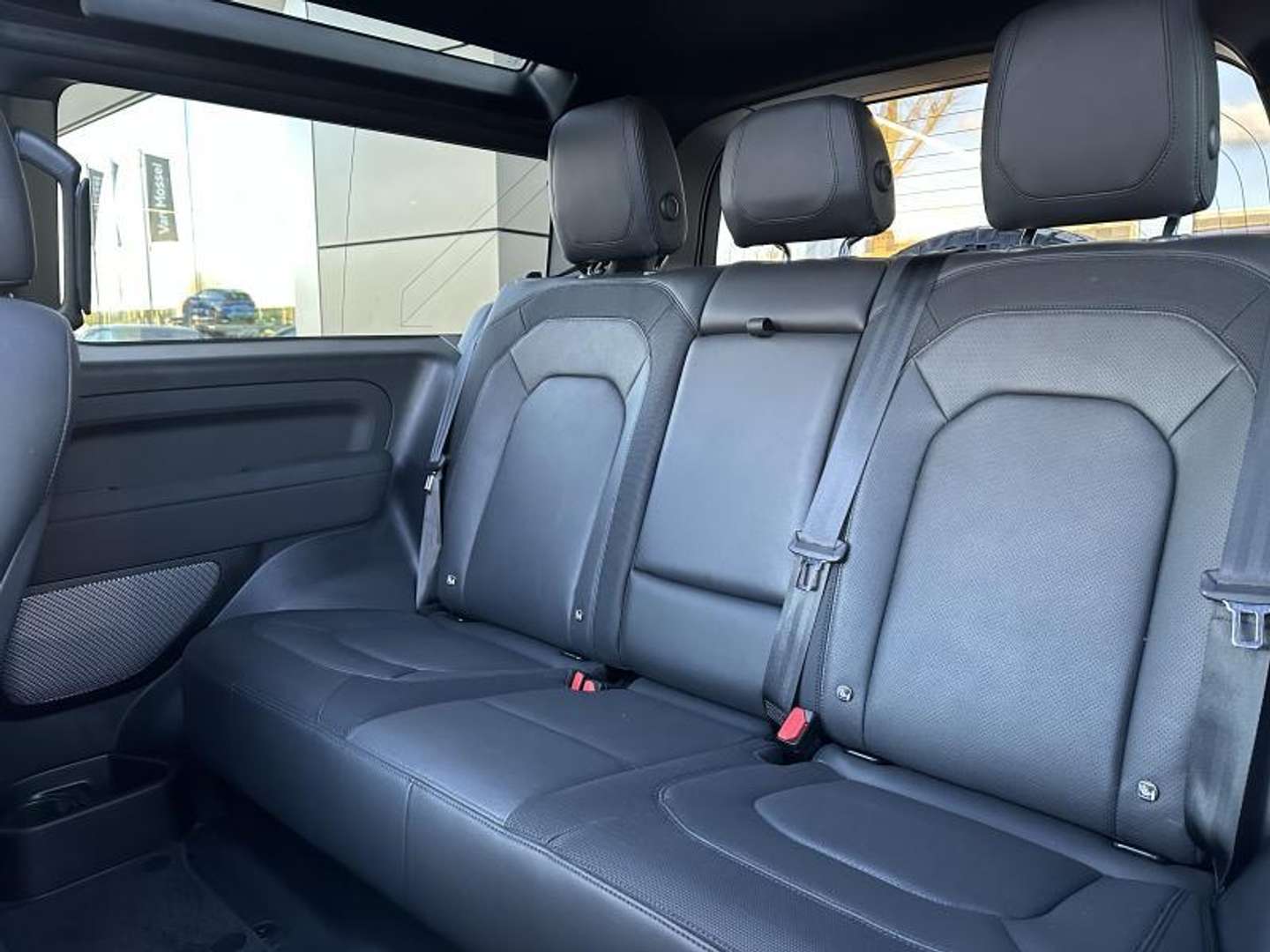 Land Rover Defender 90 D200 X-Dynamic S AWD Auto 23.5MY - 2022 - Joinsteer - #5