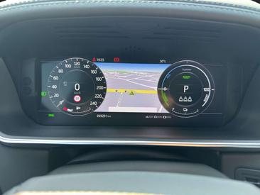 Land Rover Range Rover Vogue Hybrid — photo 12