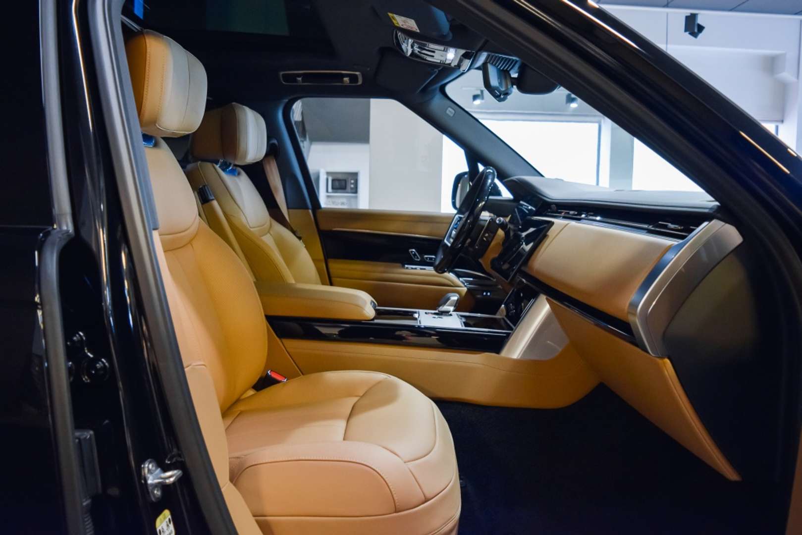 Land Rover Range Rover Autobiography LWB 7 Plazas AWD 4.4 V8 MHEV - 2026 - Joinsteer - #6