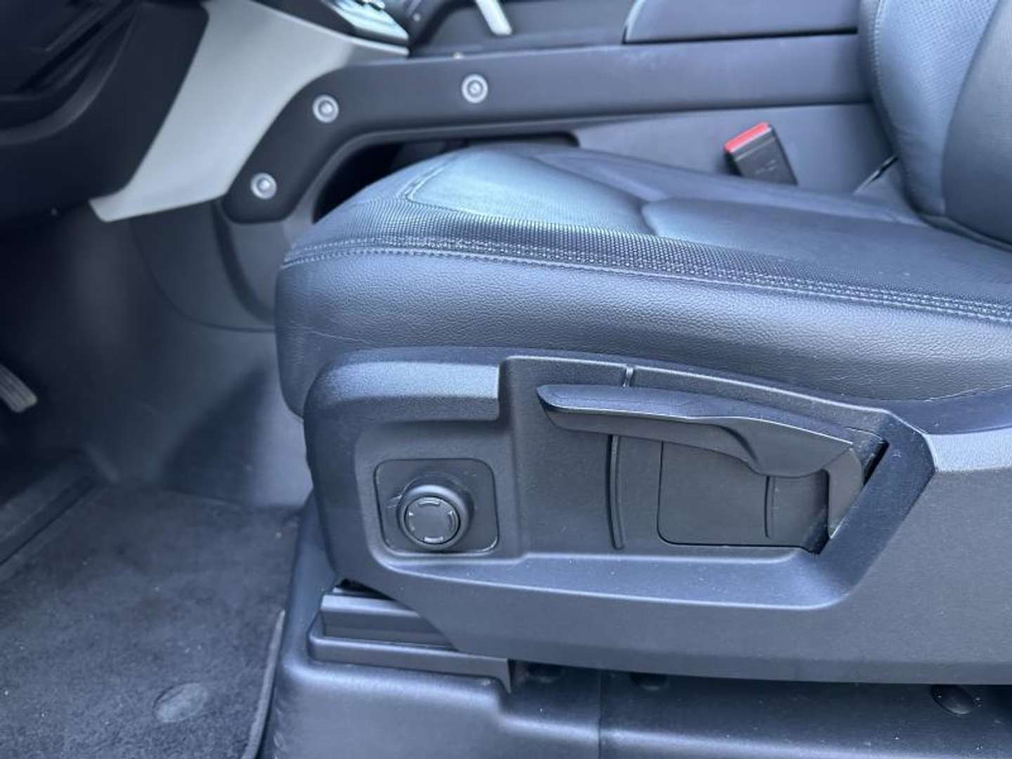 Land Rover Defender 90 D200 X-Dynamic S AWD Auto 23.5MY - 2022 - Joinsteer - #16