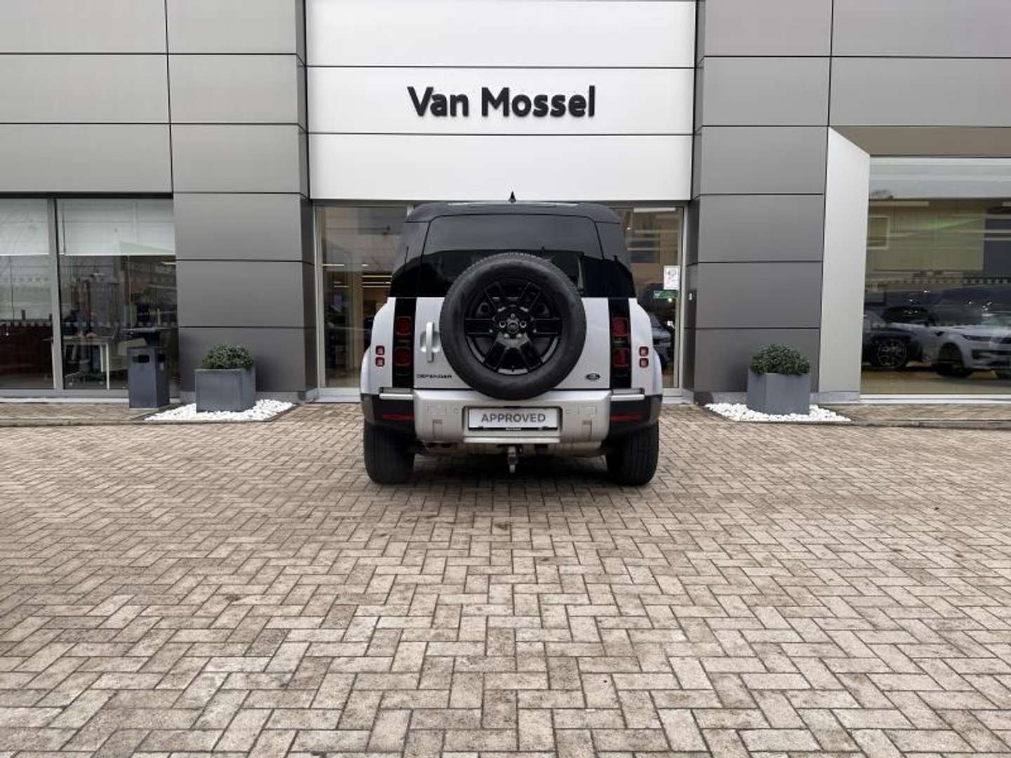 Land Rover Defender 90 D250 SE - 2023 - Joinsteer - #5