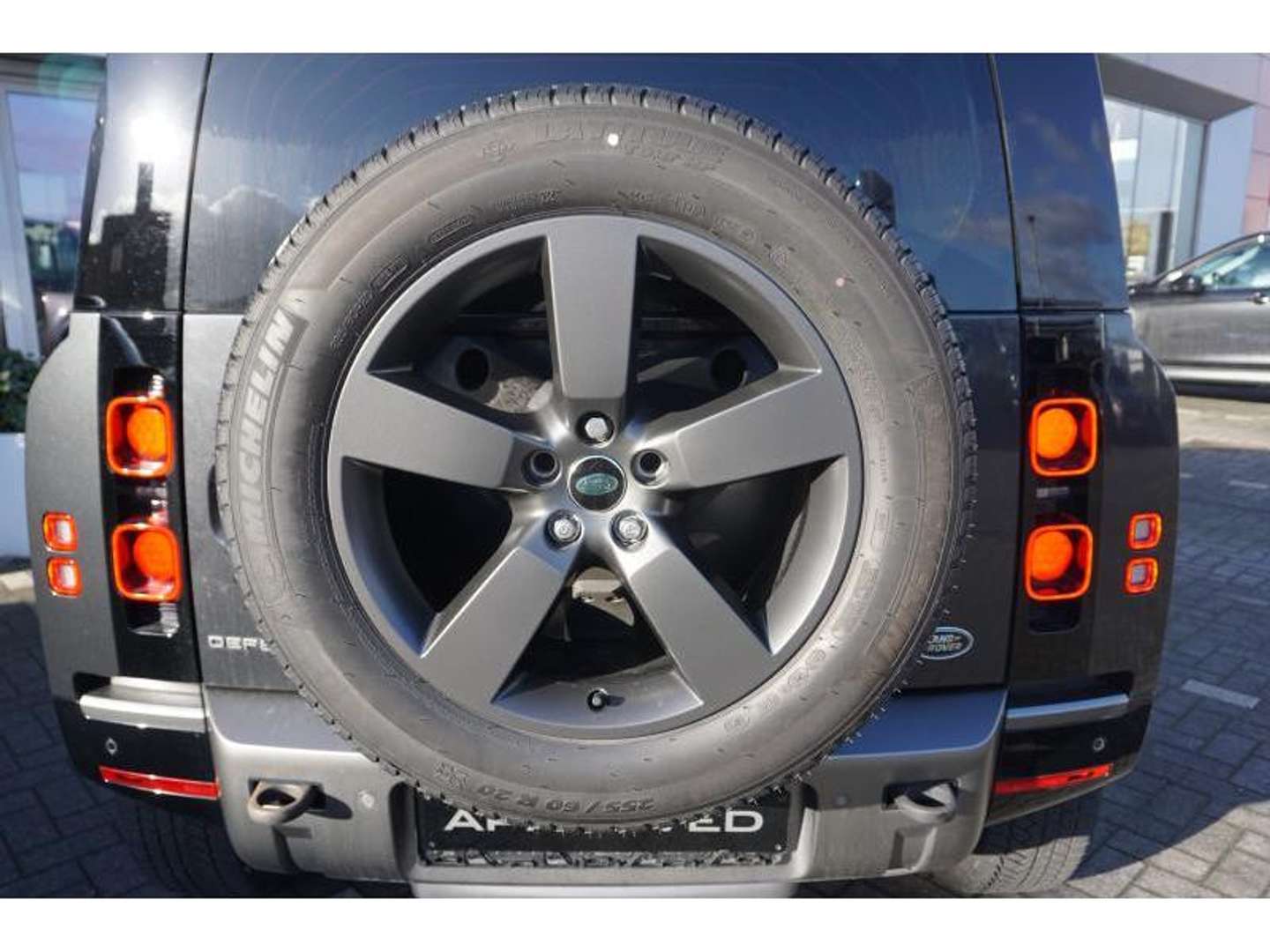 Land Rover Defender D250 X-DYNAMIC SE - 2023 - Joinsteer - #9