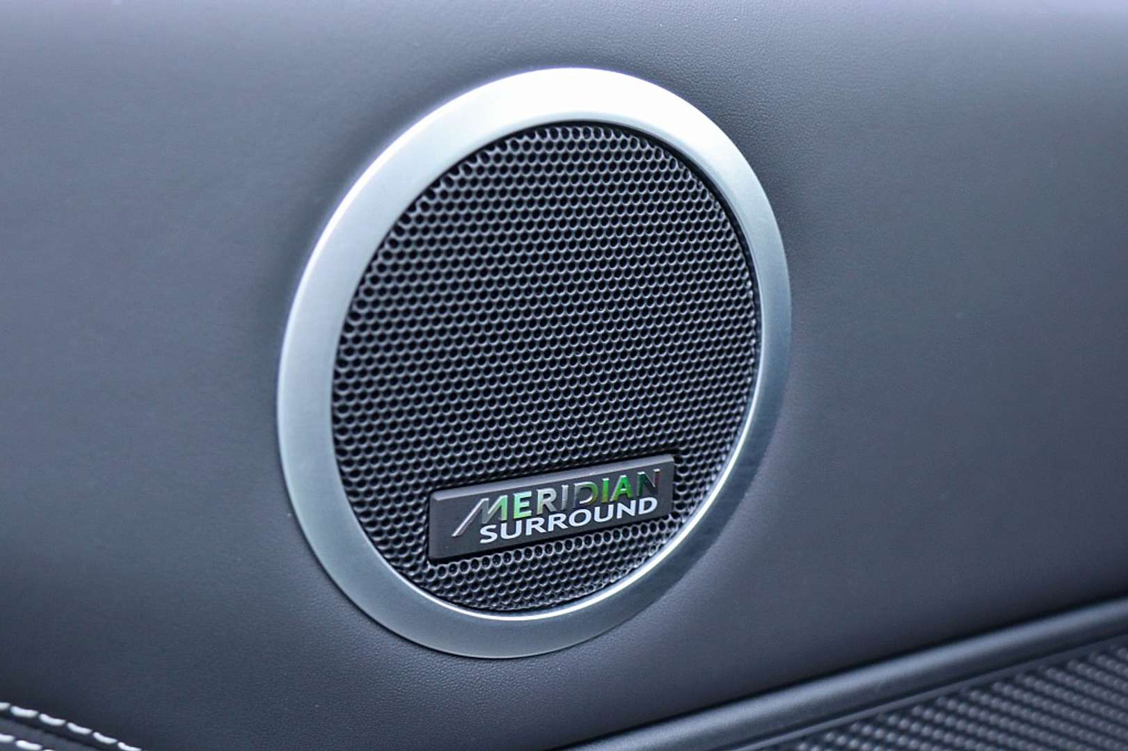 Land Rover Discovery D300 AWD R-Dynamic HSE Aut. 7 Sitze 22" - 2021 - Joinsteer - #9