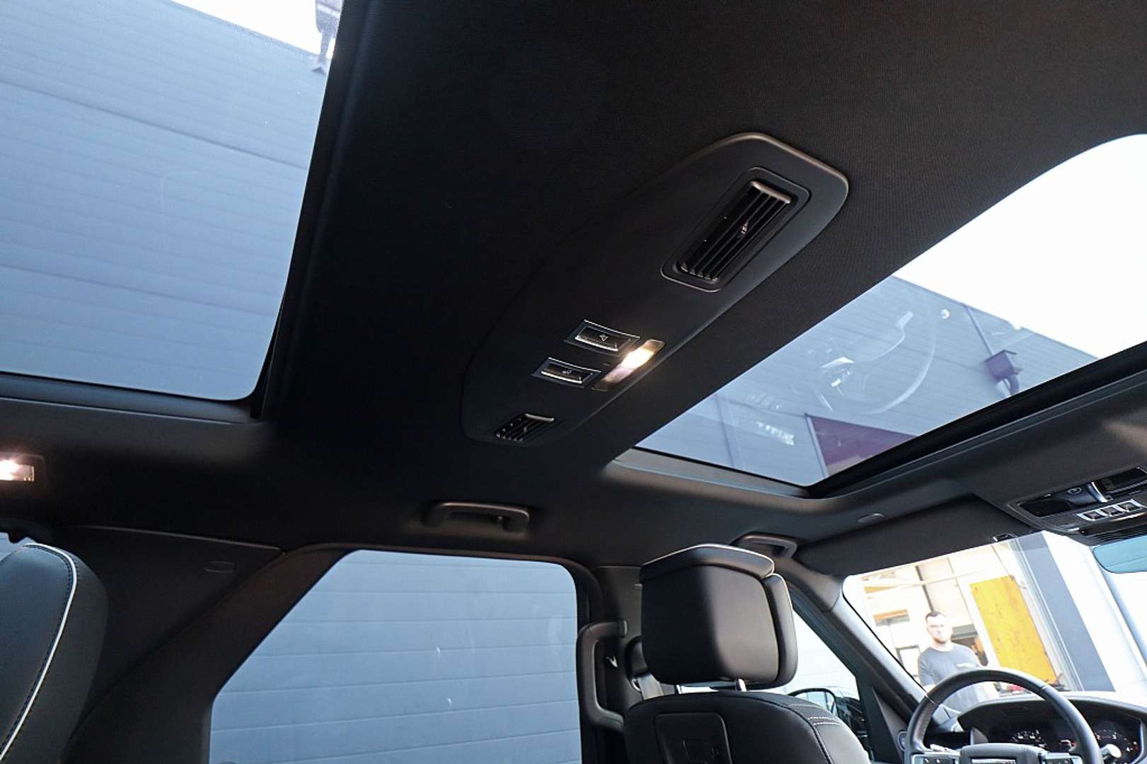 Land Rover Discovery D300 AWD R-Dynamic HSE Aut. 7 Sitze 22" - 2021 - Joinsteer - #16