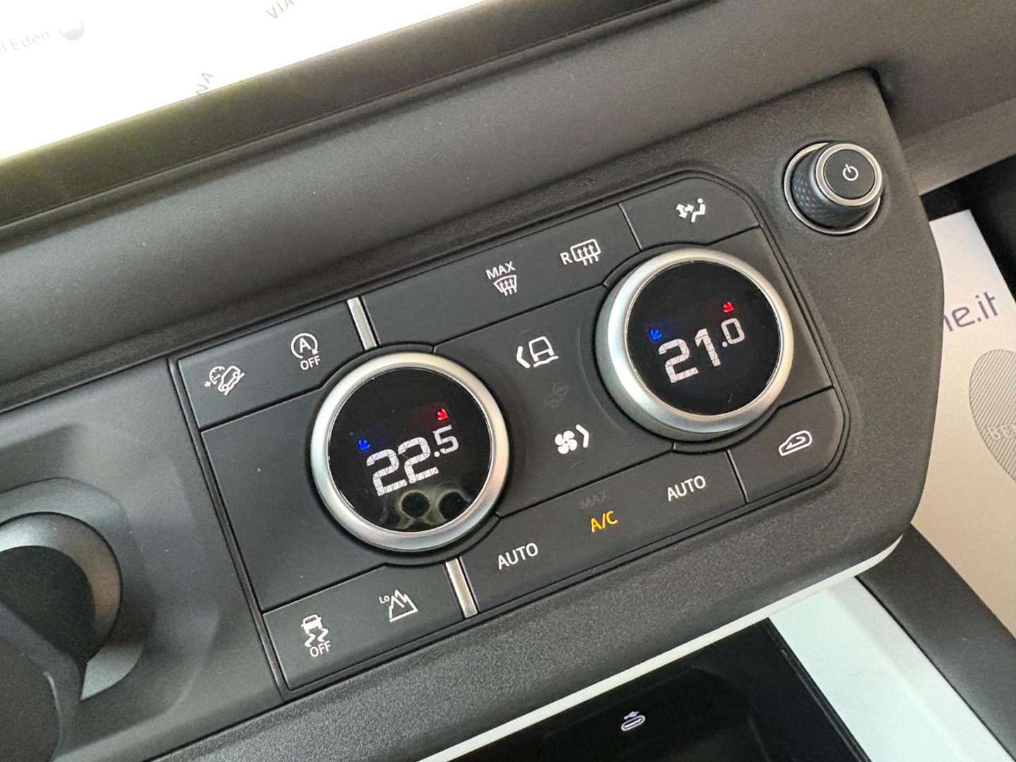 Land Rover Defender 90 TOTAL BLACK 3.0D I6 200 CV AWD Auto - 2025 - Joinsteer - #27