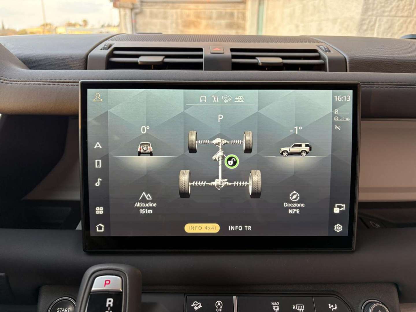 Land Rover Defender 90 TOTAL BLACK 3.0D I6 200 CV AWD Auto - 2025 - Joinsteer - #31