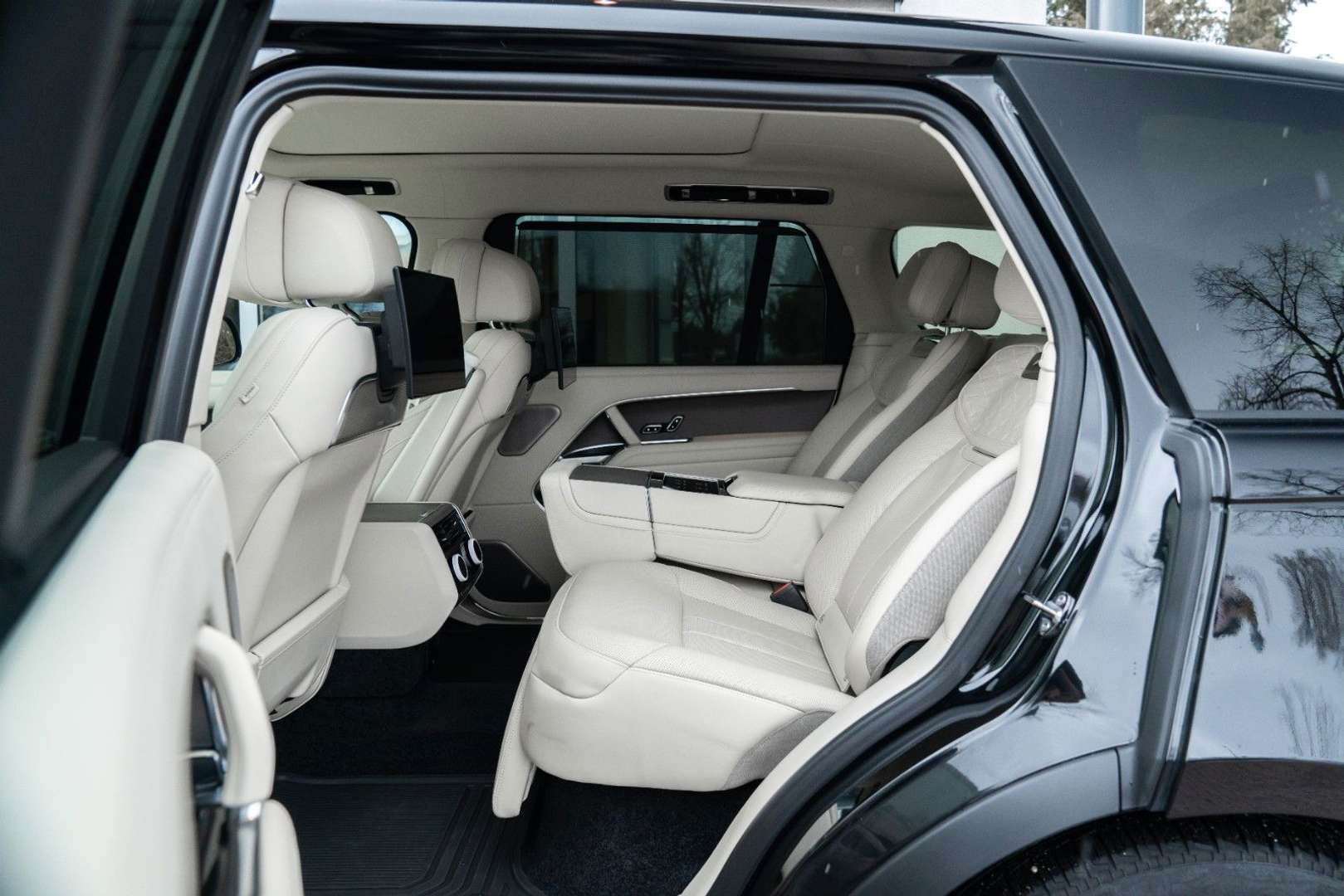 Land Rover Range Rover SV LWB / 360° / PANO / 23" P615 - 2024 - Joinsteer - #16