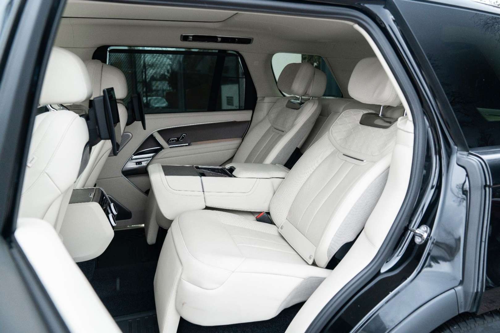 Land Rover Range Rover SV LWB / 360° / PANO / 23" P615 - 2024 - Joinsteer - #17