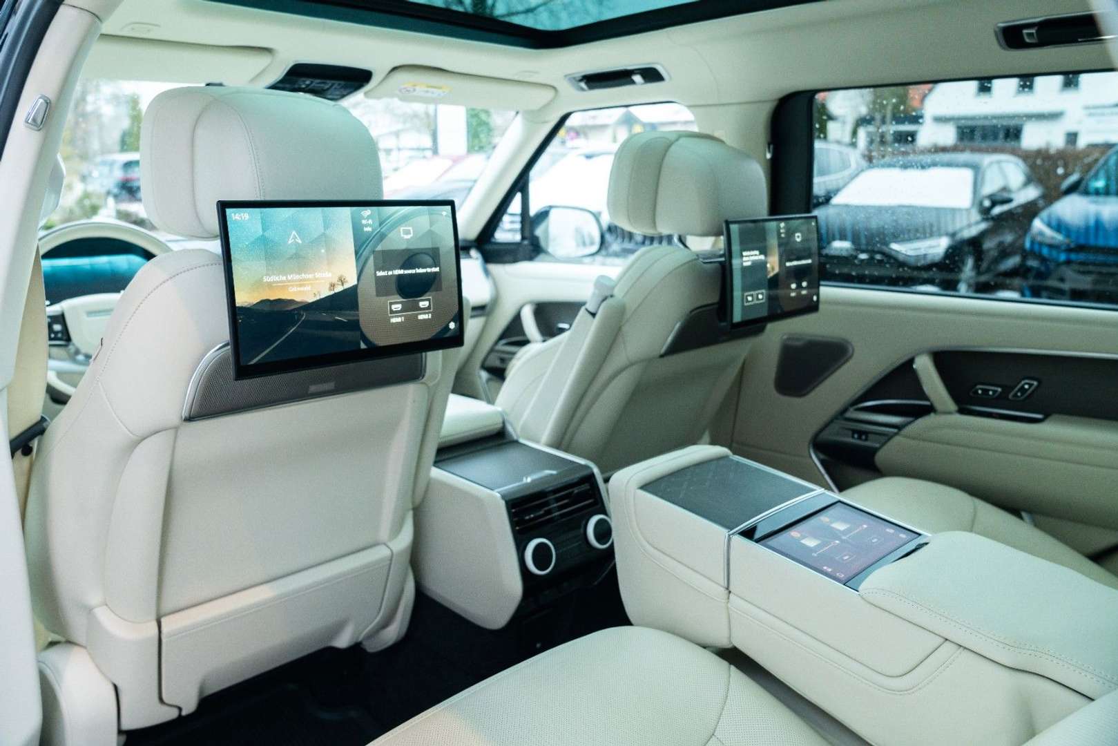 Land Rover Range Rover SV LWB / 360° / PANO / 23" P615 - 2024 - Joinsteer - #18