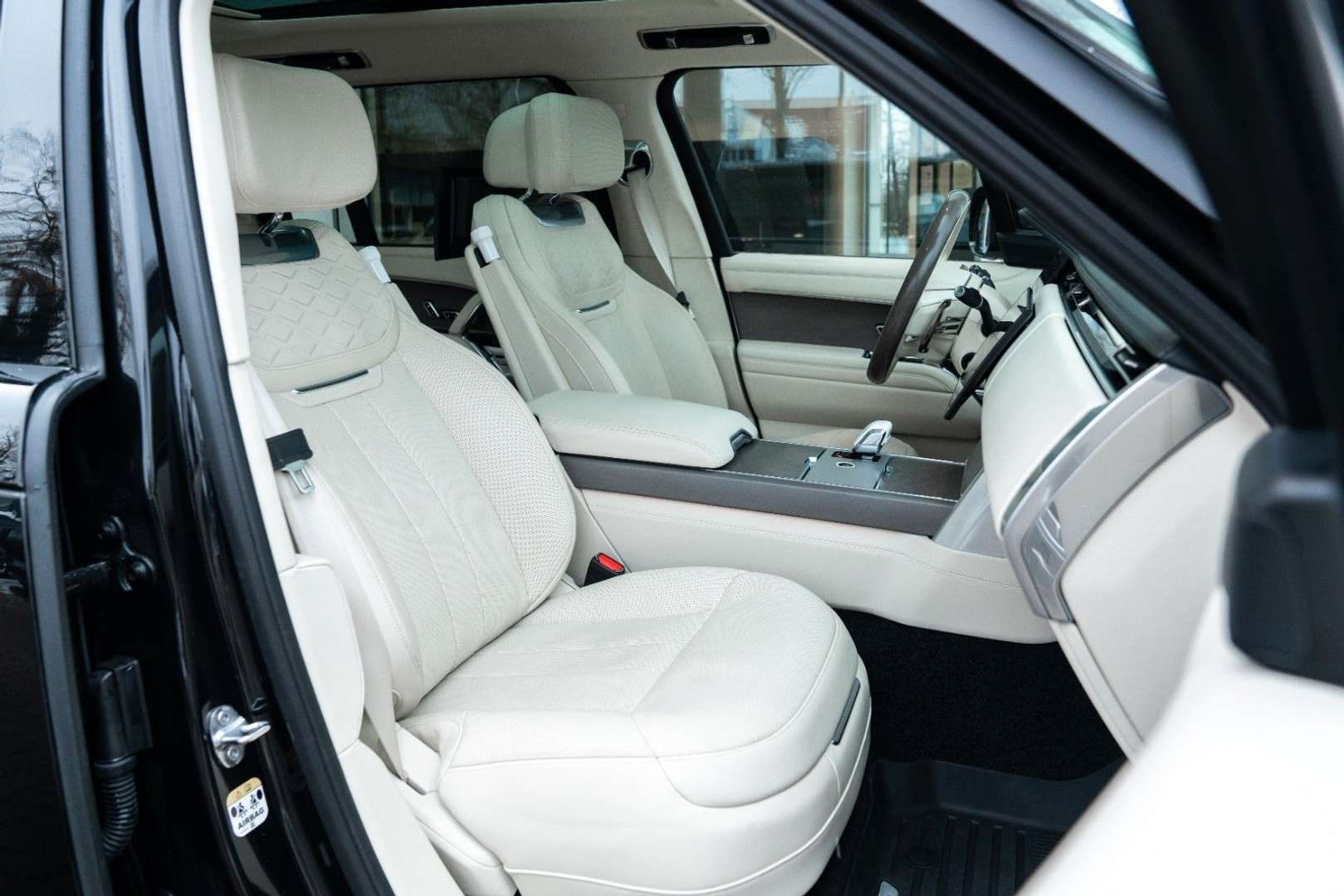 Land Rover Range Rover SV LWB / 360° / PANO / 23" P615 - 2024 - Joinsteer - #21