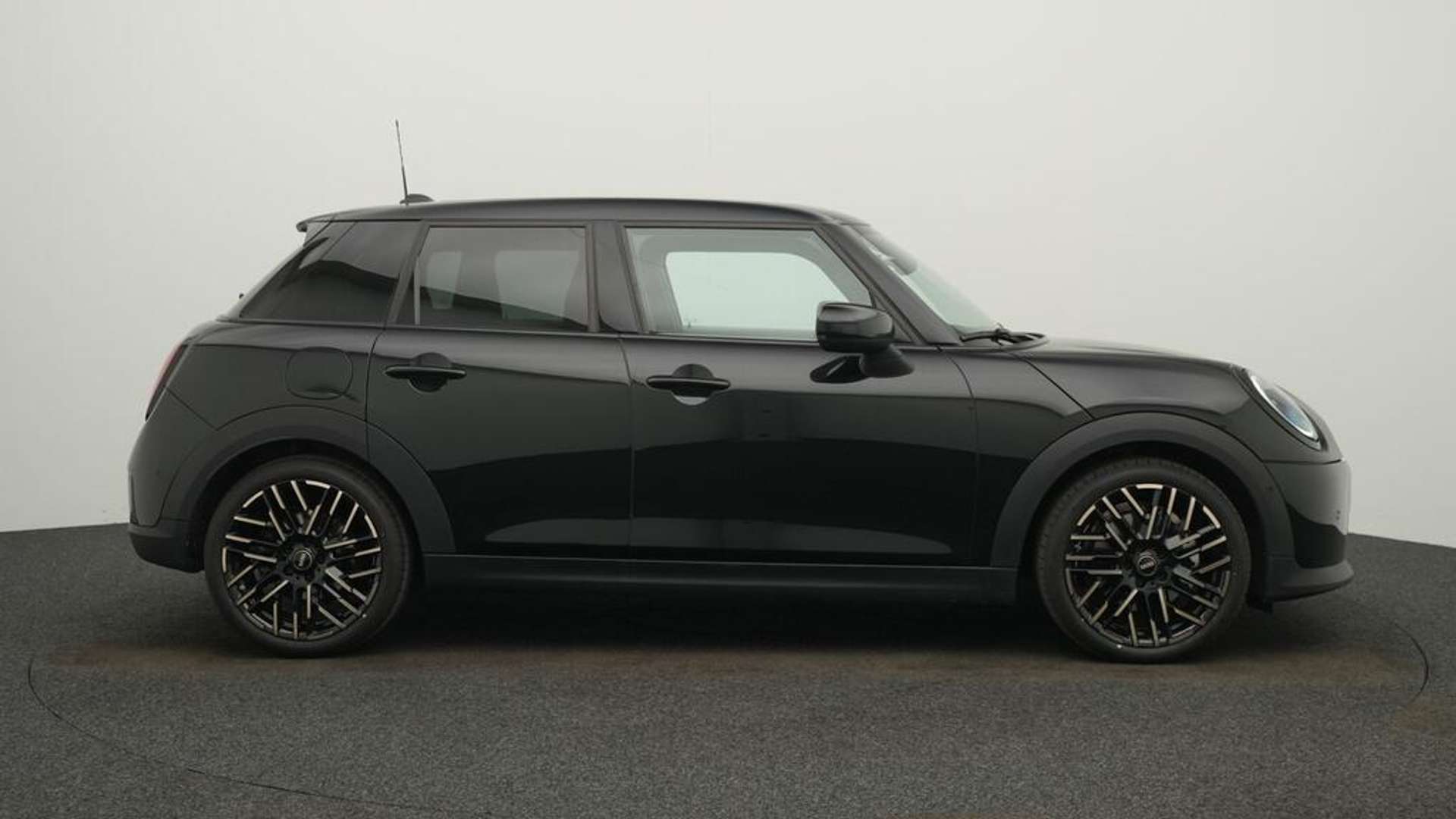 Mini Cooper Favoured Cooper - 2024 - Joinsteer - #2