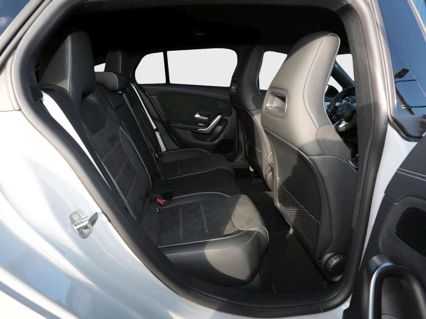 Mercedes CLA Shooting Break 180 AMG Line - 2025 - Joinsteer - #10