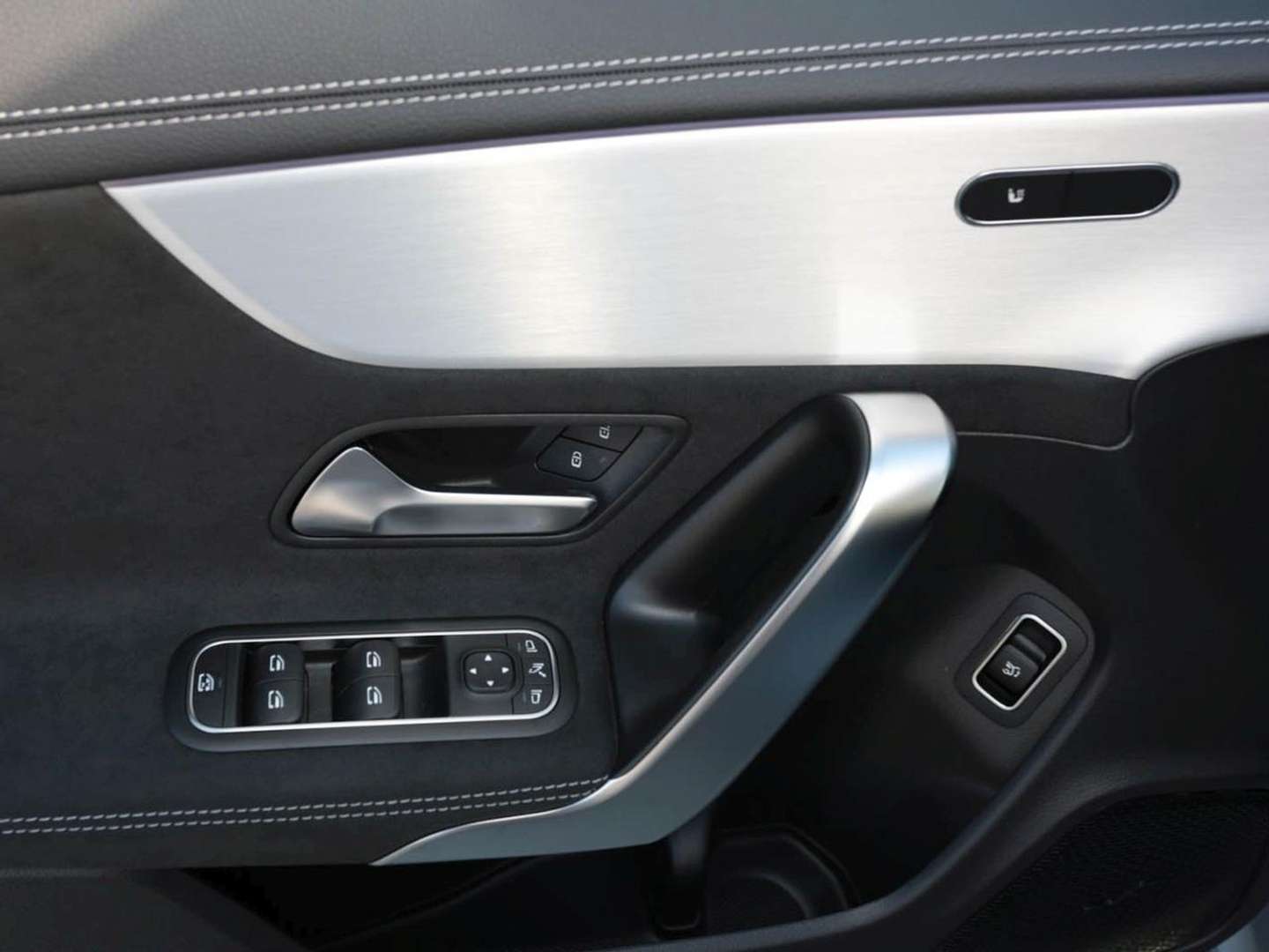 Mercedes CLA Shooting Break 180 AMG Line - 2025 - Joinsteer - #16