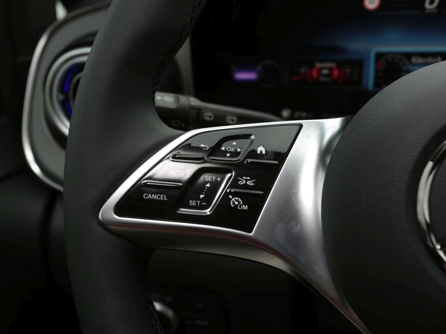 Mercedes V 300 300 Night - 2025 - Joinsteer - #21