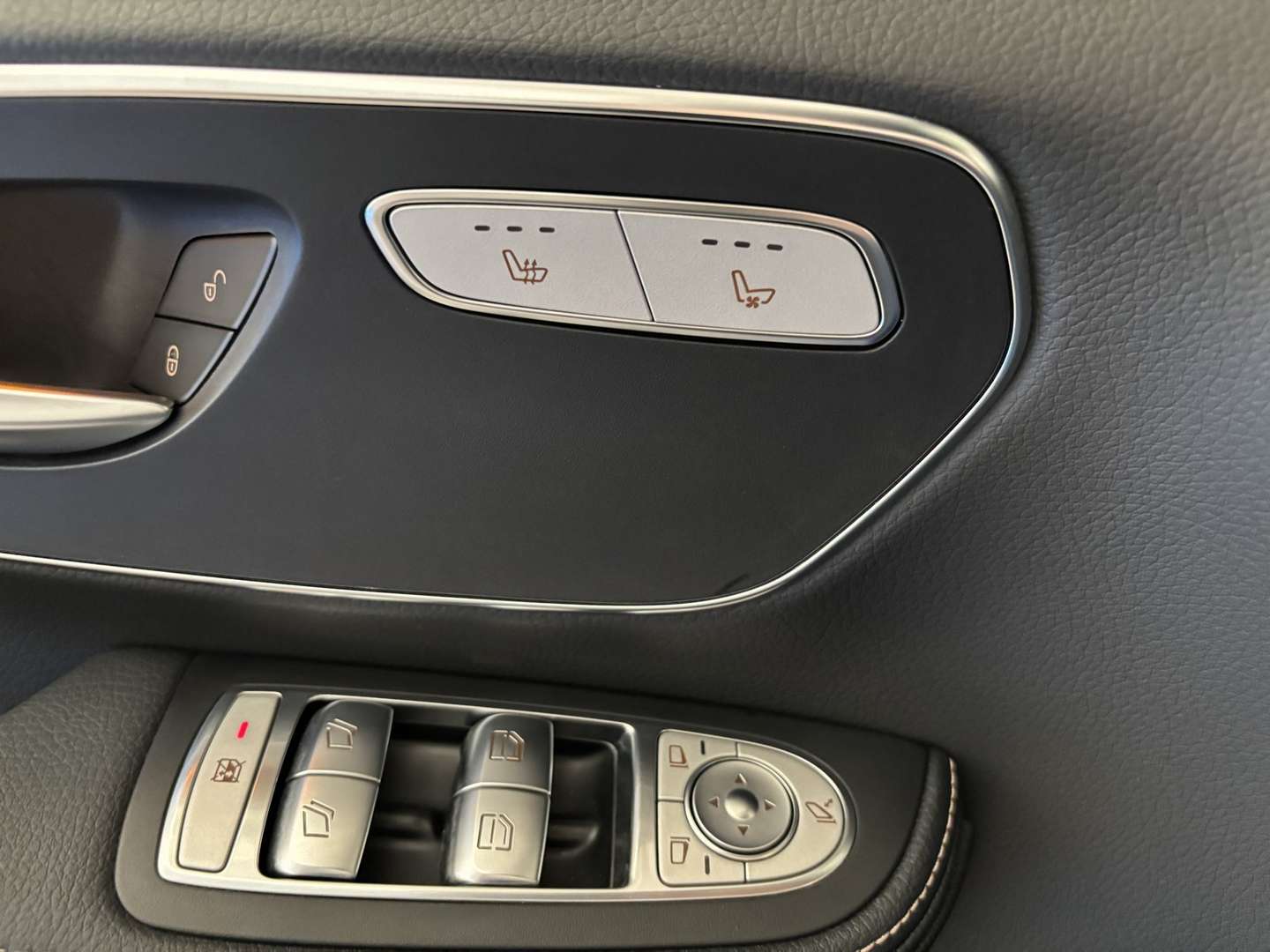 Mercedes EQV 300 Avantgarde - 2024 - Joinsteer - #14