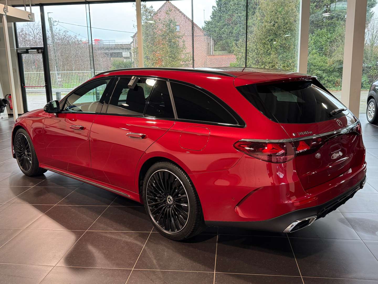 Mercedes Classe E Break 300 Night Edition - 2024 - Joinsteer - #4