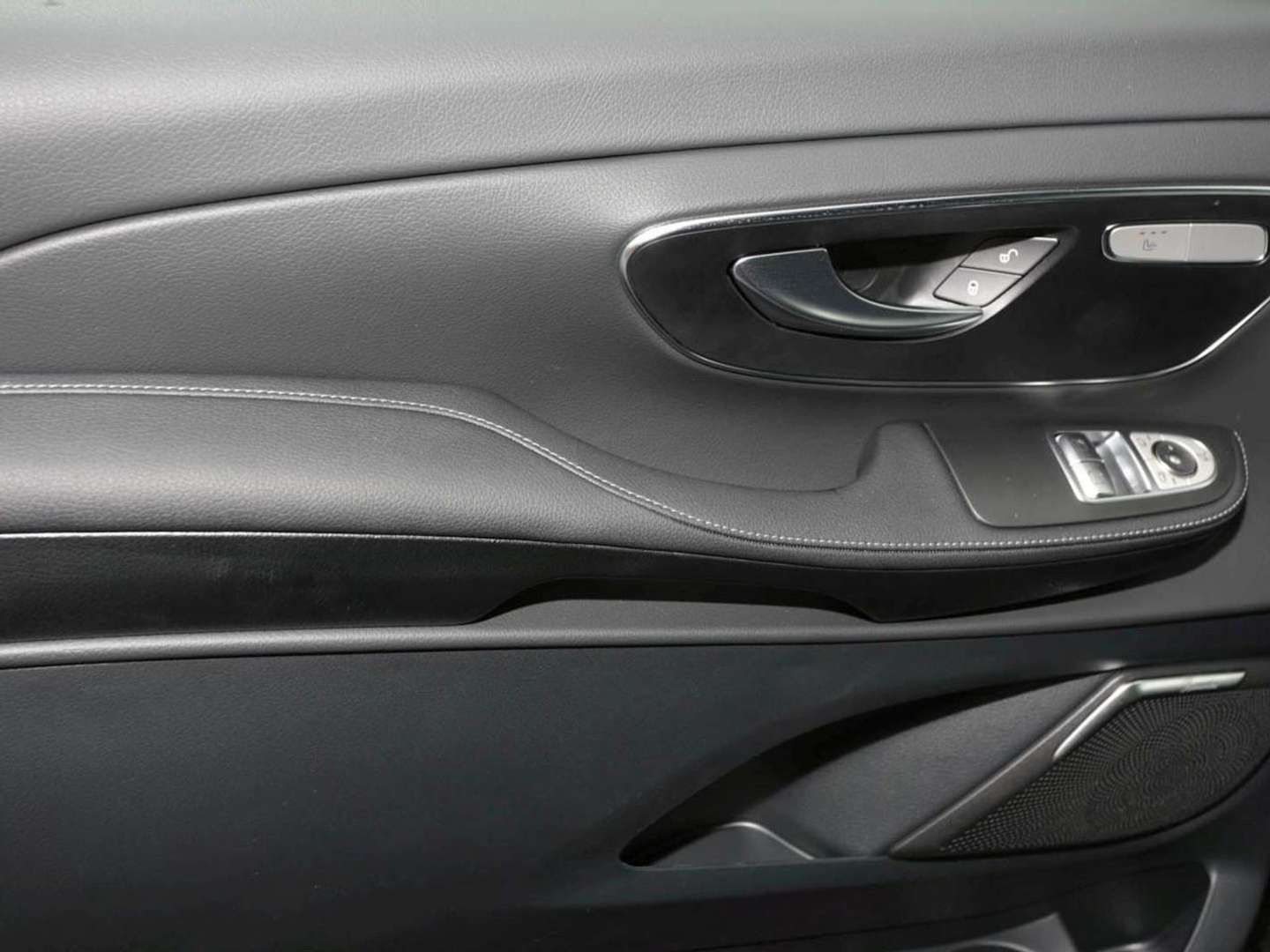 Mercedes V 250 250 Avantgarde - 2026 - Joinsteer - #24