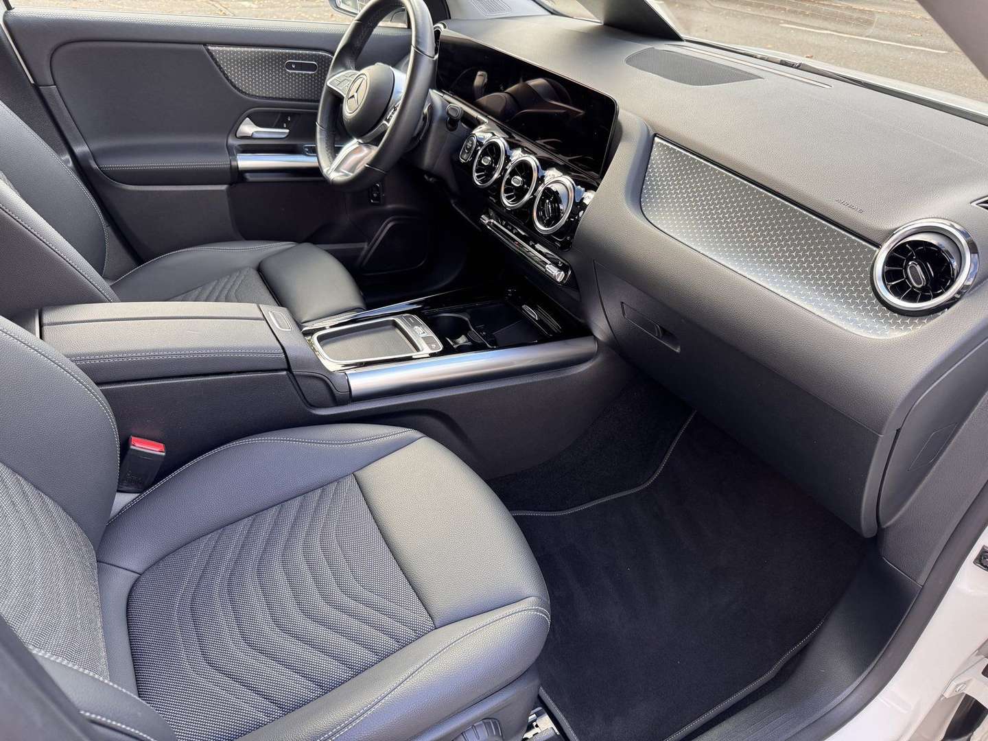 Mercedes GLA 200 - 2023 - Joinsteer - #9
