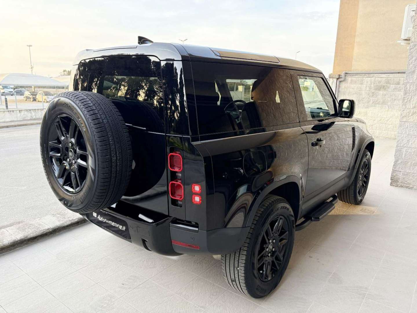 Land Rover Defender 90 TOTAL BLACK 3.0D I6 200 CV AWD Auto - 2025 - Joinsteer - #5