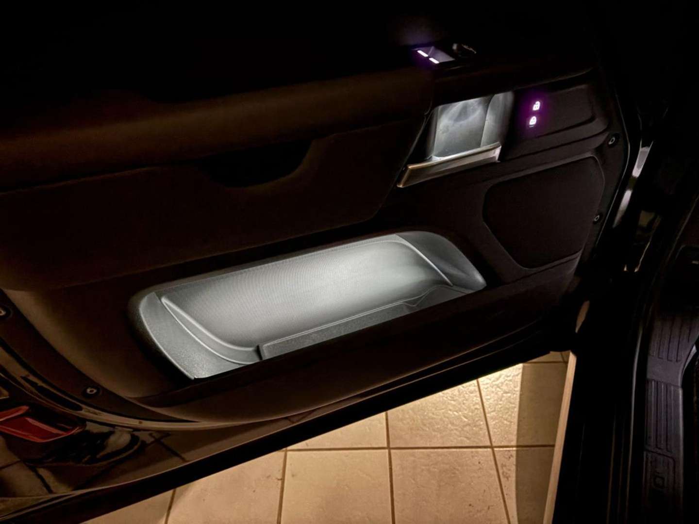 Land Rover Defender 90 TOTAL BLACK 3.0D I6 200 CV AWD Auto - 2025 - Joinsteer - #18