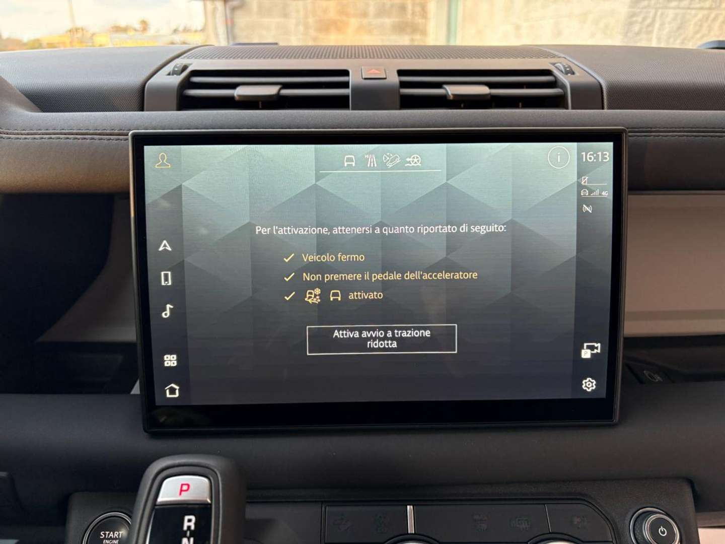 Land Rover Defender 90 TOTAL BLACK 3.0D I6 200 CV AWD Auto - 2025 - Joinsteer - #32