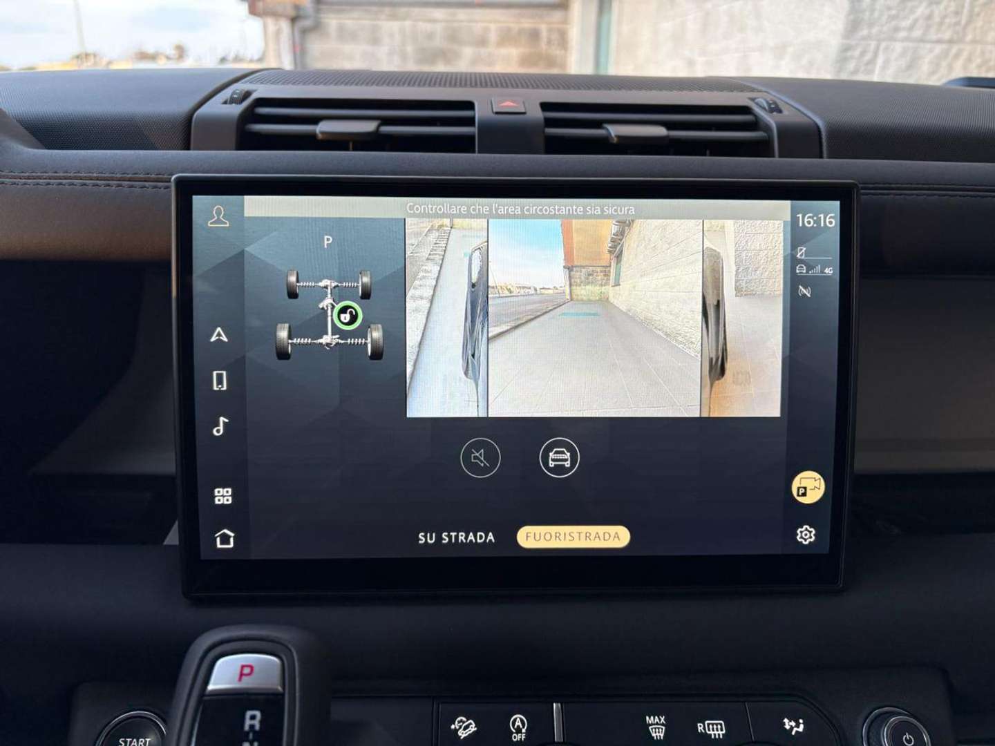 Land Rover Defender 90 TOTAL BLACK 3.0D I6 200 CV AWD Auto - 2025 - Joinsteer - #44