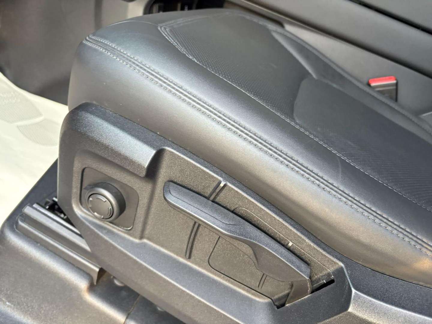 Land Rover Defender 90 TOTAL BLACK 3.0D I6 200 CV AWD Auto - 2025 - Joinsteer - #50