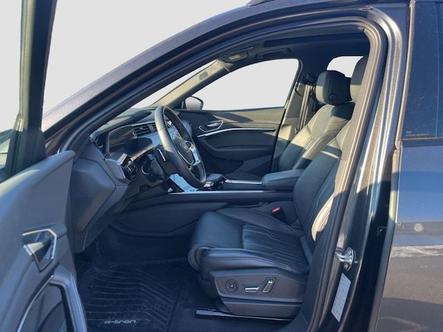 Audi Q8 E-tron S Line 55 E-tron Quattro - 2023 - Joinsteer - #5