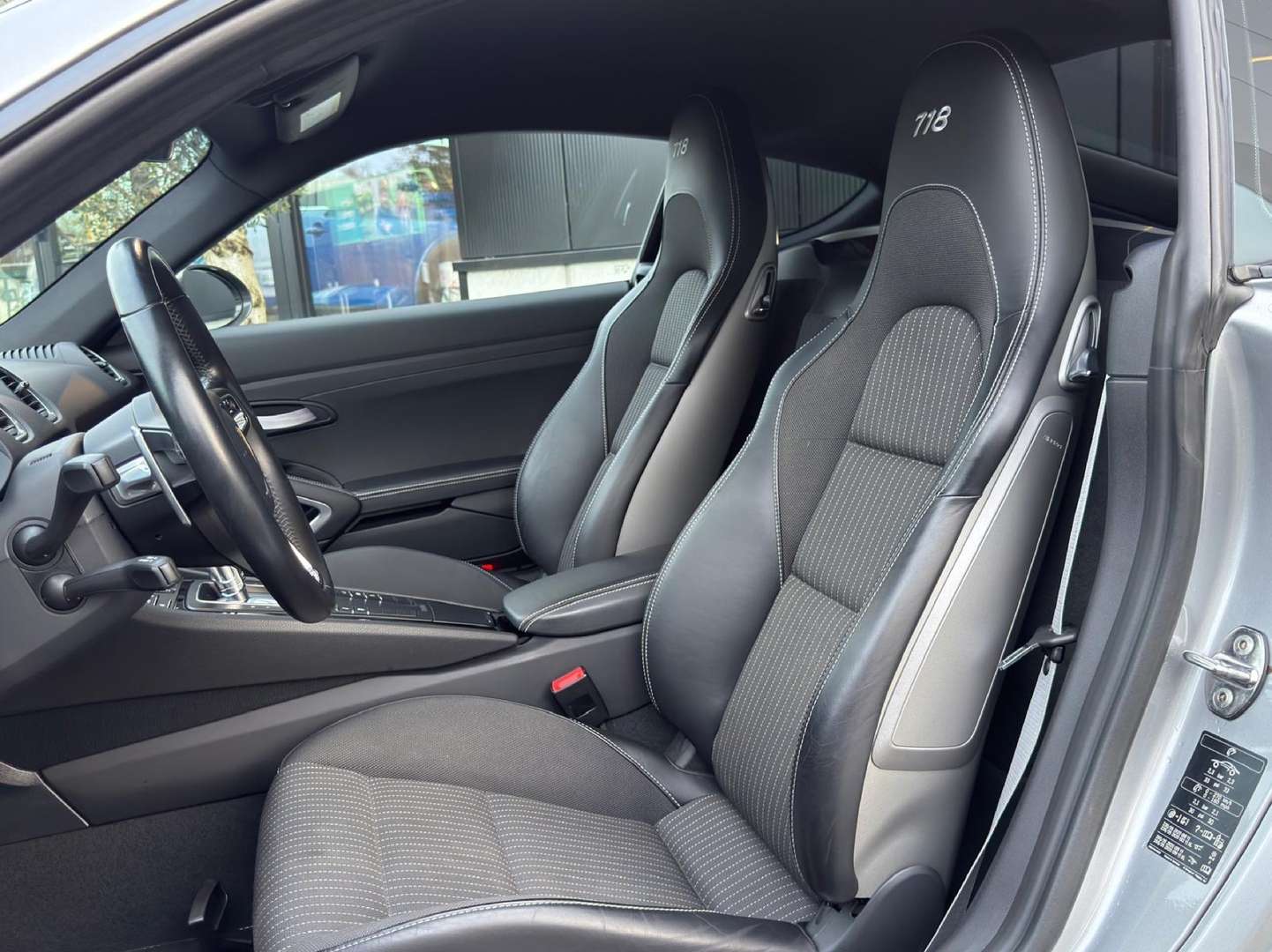 Porsche 718 Cayman T - 2019 - Joinsteer - #10