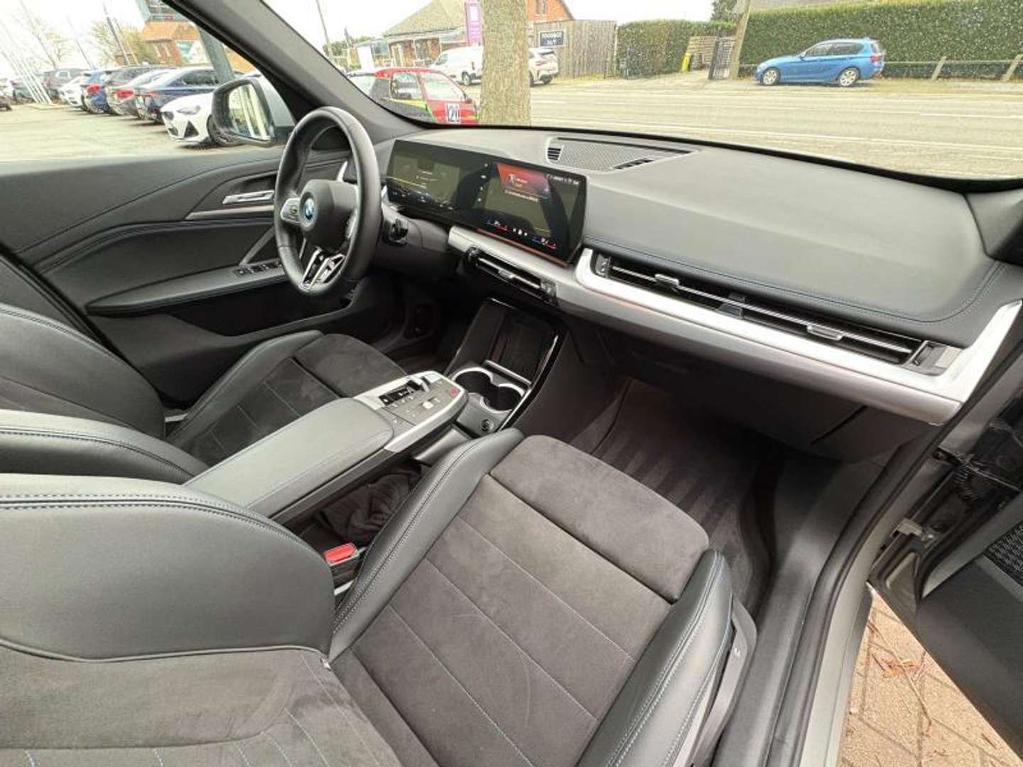 BMW IX1 M Sport 20 - 2025 - Joinsteer - #9