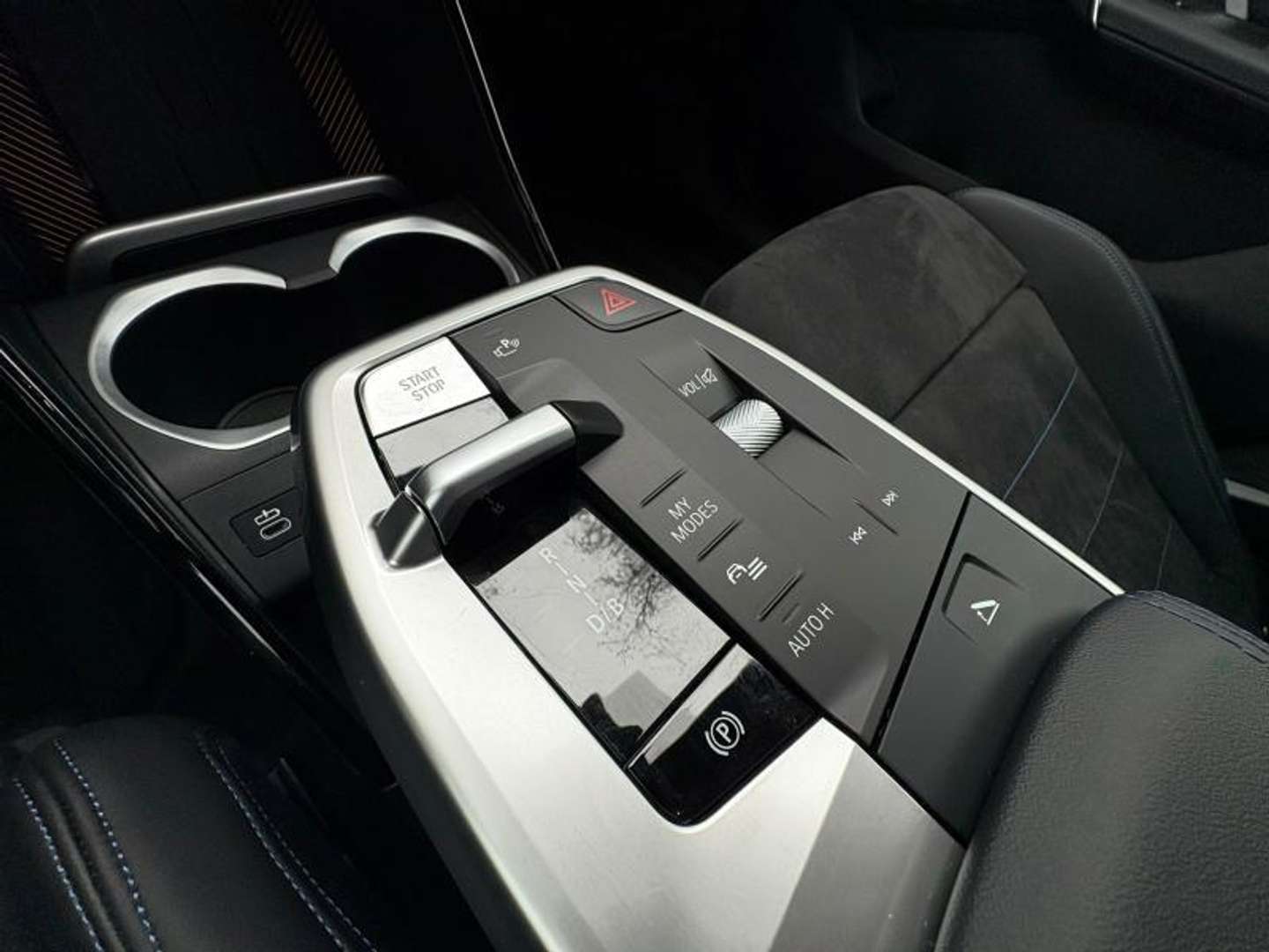 BMW IX1 M Sport 20 - 2025 - Joinsteer - #13