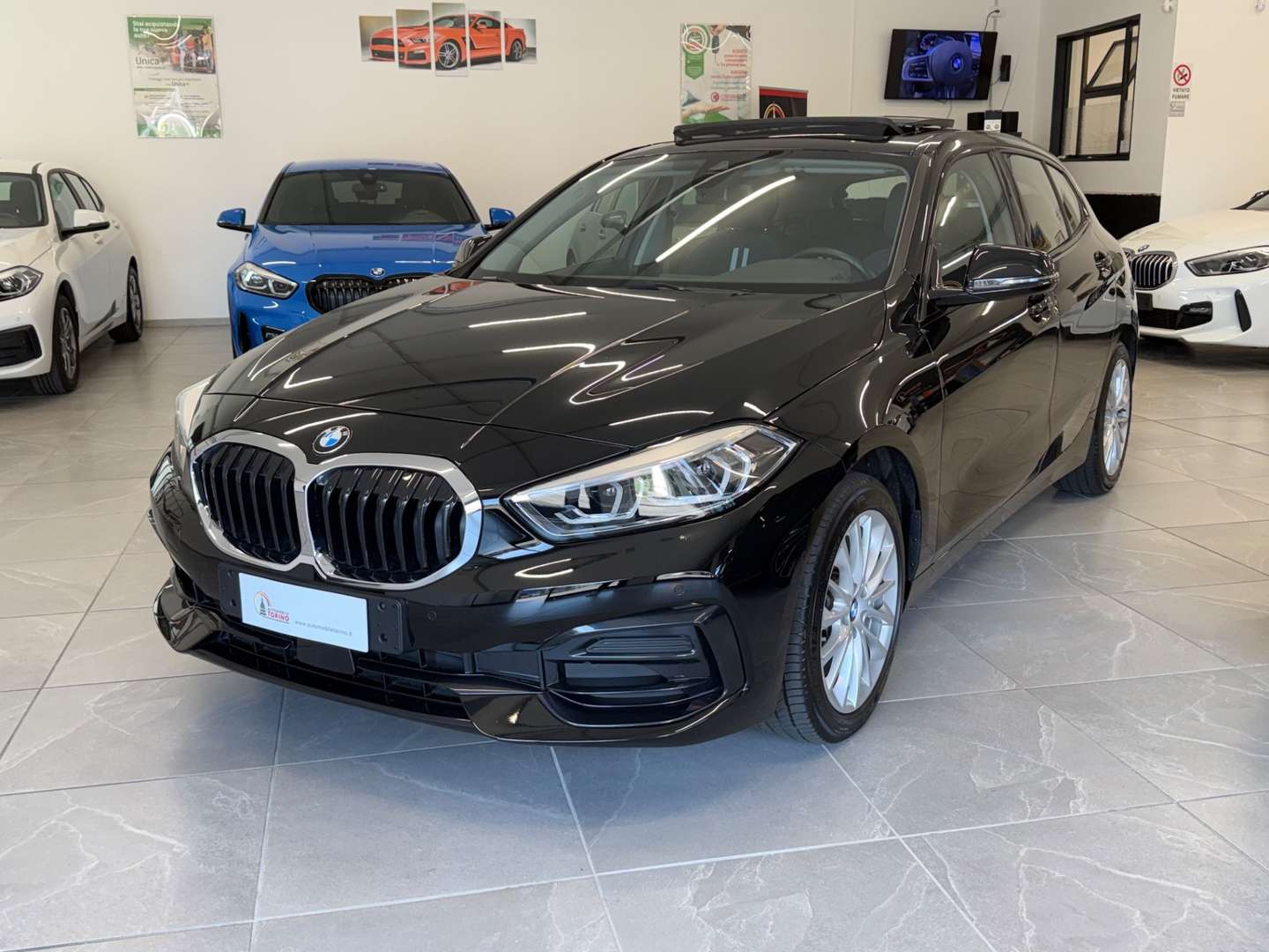 BMW 118 Sport 118i - 2022 - Joinsteer - #1