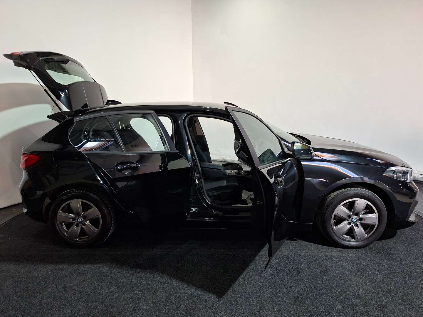 BMW 118i - 2023 - Joinsteer - #10