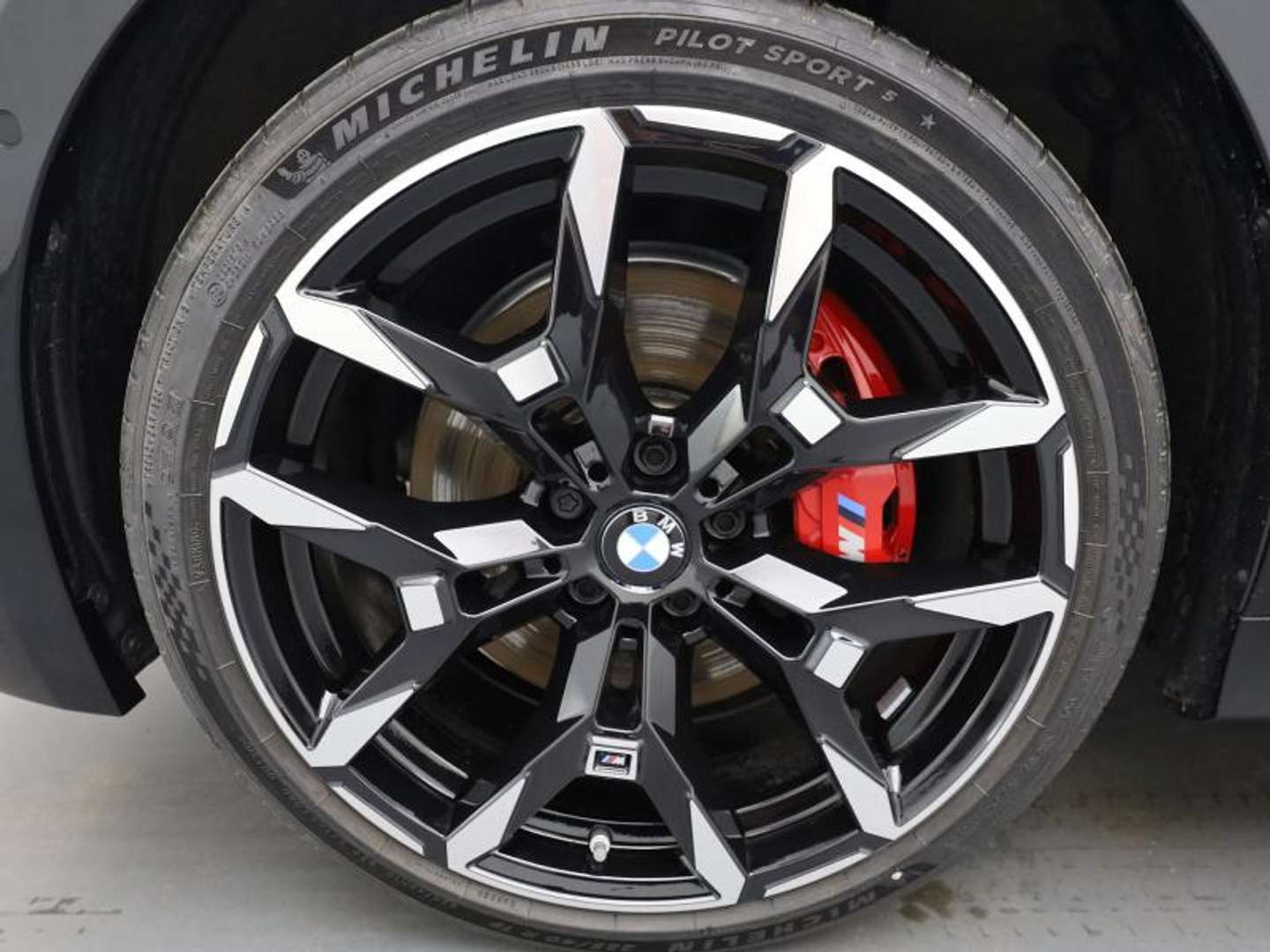 BMW 330 XDrive M Sport - 2024 - Joinsteer - #5