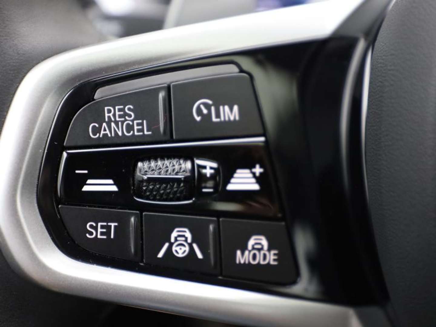 BMW 330 XDrive M Sport - 2024 - Joinsteer - #10