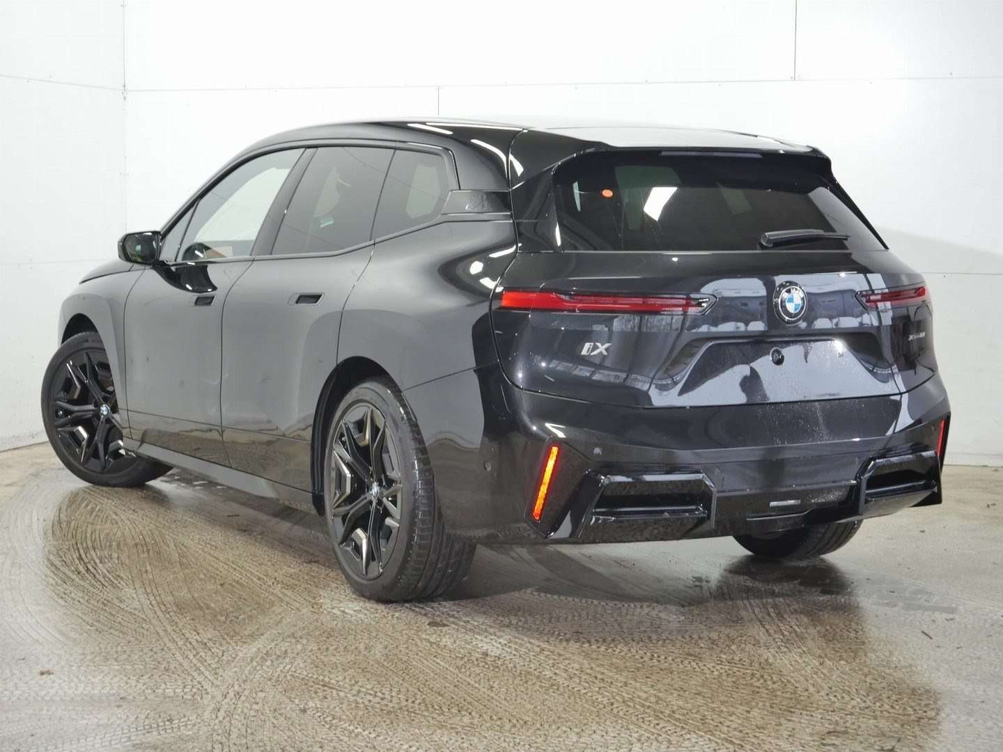 BMW IX XDrive60 - 2025 - Joinsteer - #12