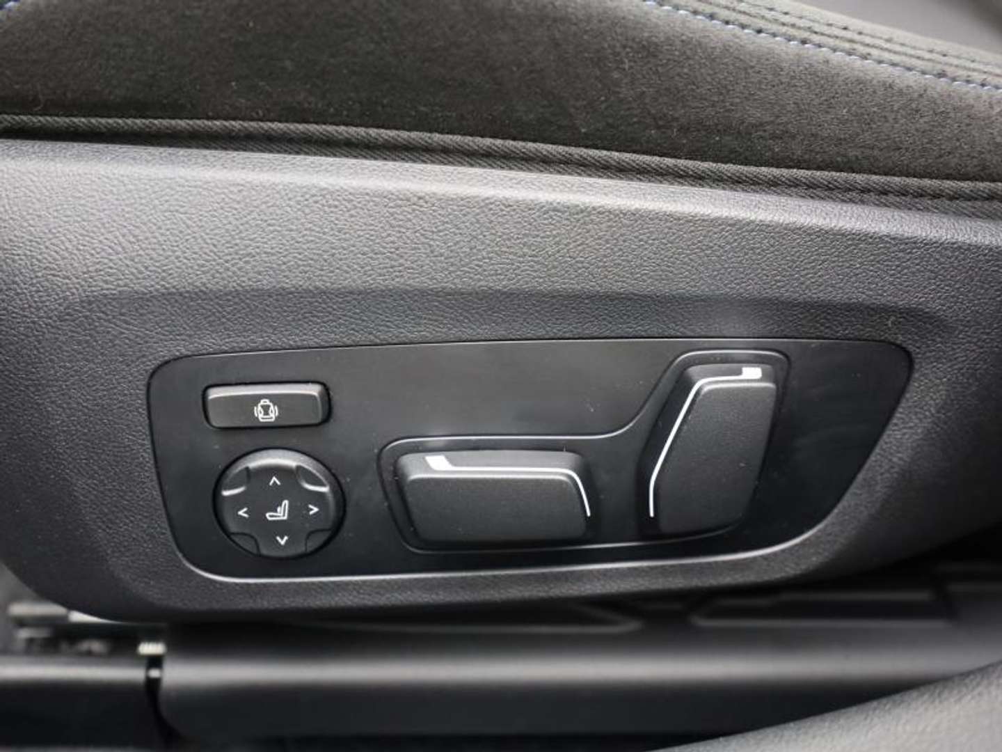 BMW 330 XDrive M Sport - 2024 - Joinsteer - #15