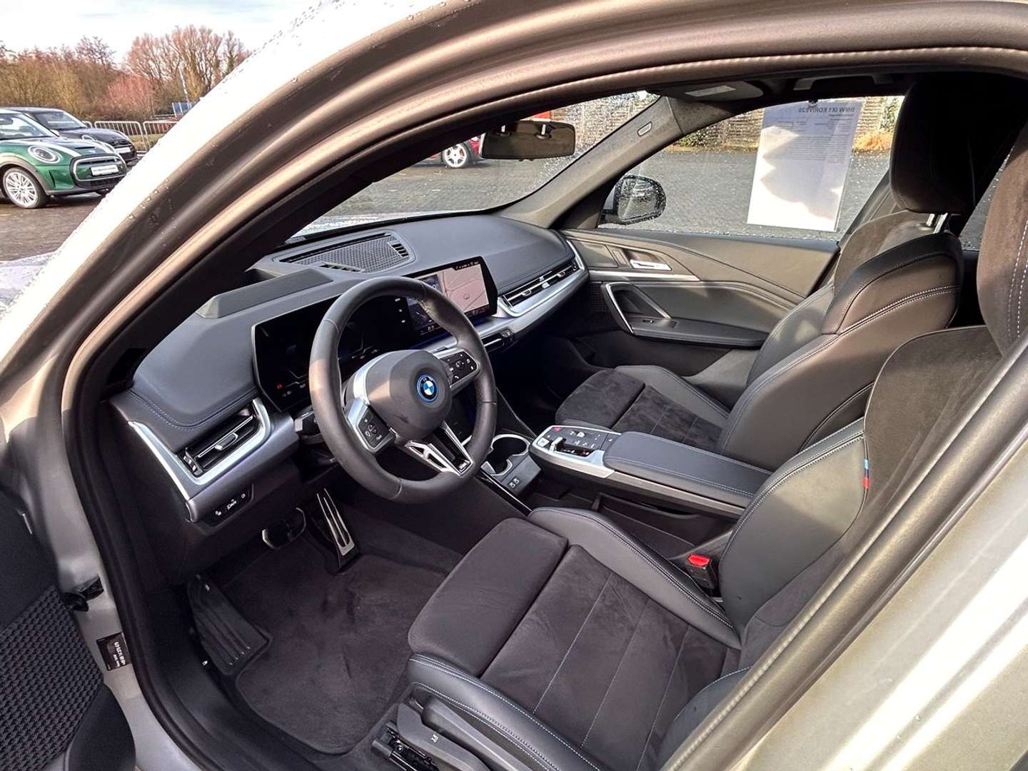 BMW IX1 M Sport 20 EDrive - 2025 - Joinsteer - #6