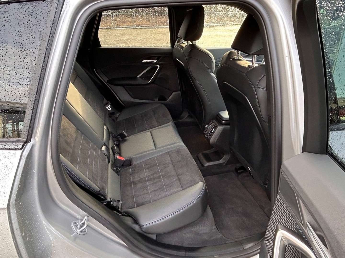 BMW IX1 M Sport 20 EDrive - 2025 - Joinsteer - #9