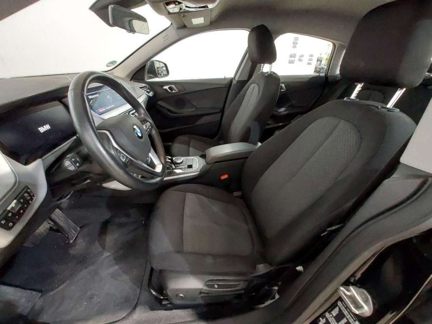 BMW 218i Gran Coupé Advantage - 2024 - Joinsteer - #9