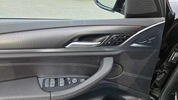 BMW X3 M40d — photo 12