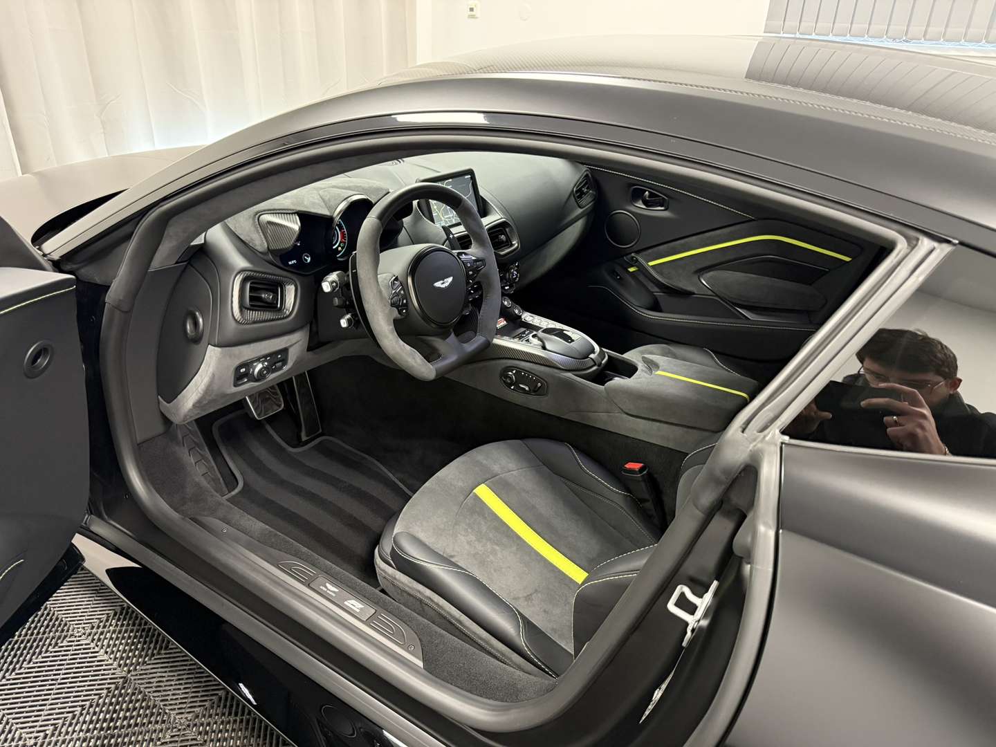 Aston Martin V8 Coupé F1 Edition - 2022 - Joinsteer - #9